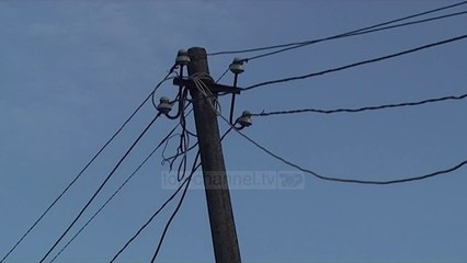 Tepelenë, 30 fshatra bashkëjetojnë me terrin - Top Channel Albania - News - Lajme