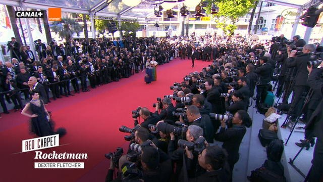 Les Marches du 16/05/19 - Dita Von Teese - Cannes 2019
