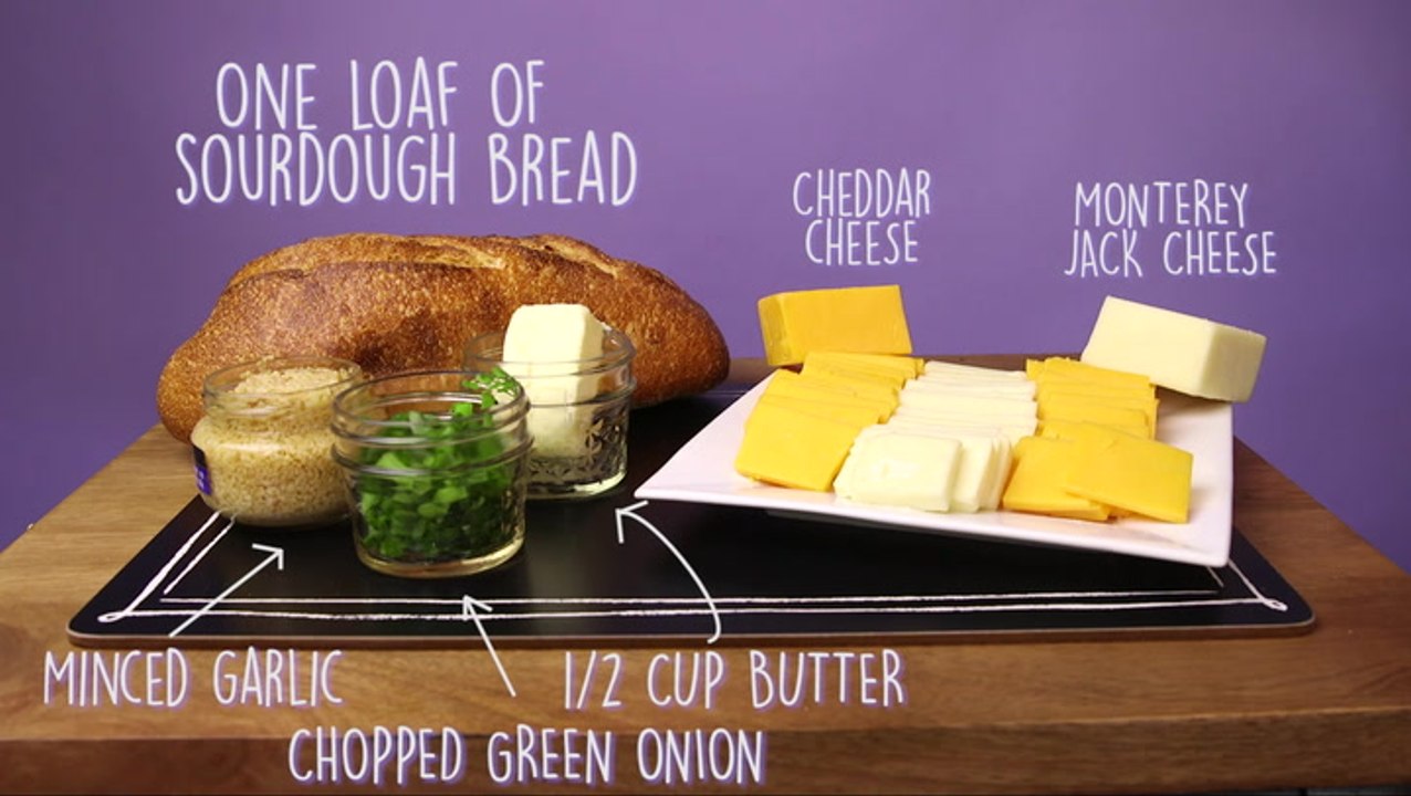 How To Make Bloomin' Onion Bread