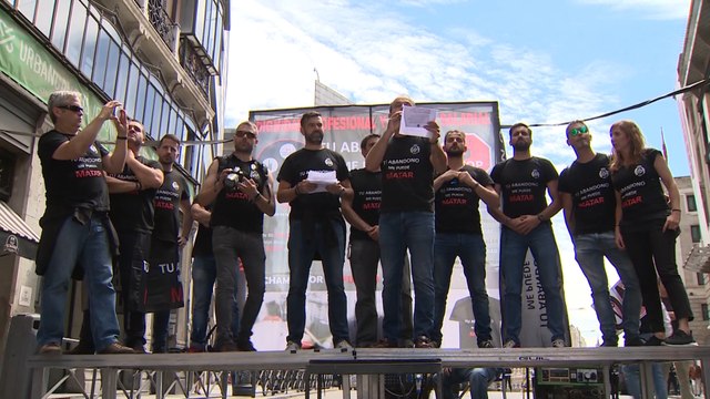 Funcionarios de prisiones se manifiestan ante el Congreso