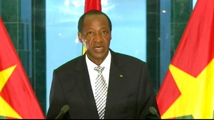 Burkina Faso ex-president offers to return to broker peace deal