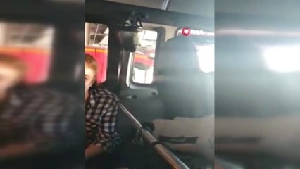 Yangını Söndürmek İçin Koşan İtfaiye Erine, Doğum Günü Sürprizi