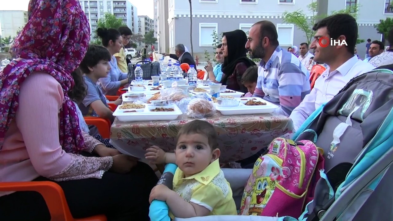 Kaymakam Yüzer’den şehit ve gazi yakınlarına iftar yemeği