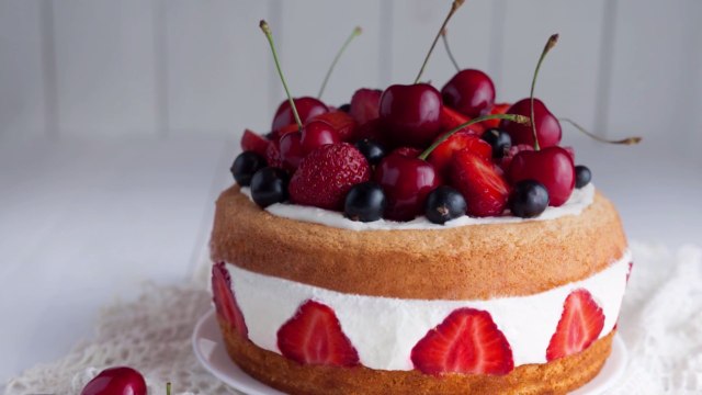 9 Easy Summer Desserts Ready to Impress in Under 30 Minutes
