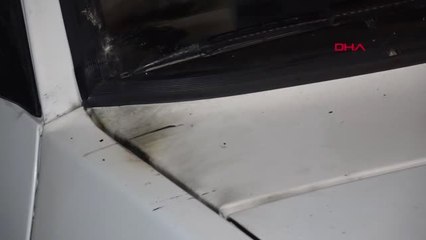 Adana Sahur Vakti 2 Otomobili Yakmak İstediler