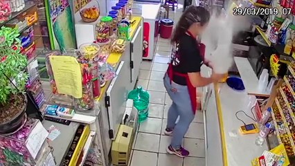 Une femme se brûle le visage au second degré à cause d'une explosion de lait bouillant