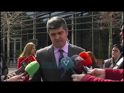 Dhoma e Avokatisë Korçë në protestë - News, Lajme - Vizion Plus