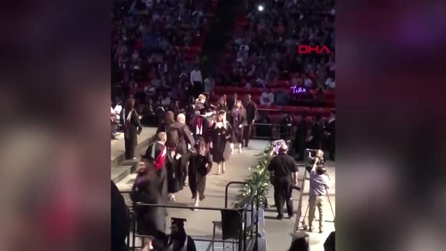 Dha Dış ? Mezuniyet Kutlaması İçin Ters Takla Attı, Kafasının Üstüne Çakıldı