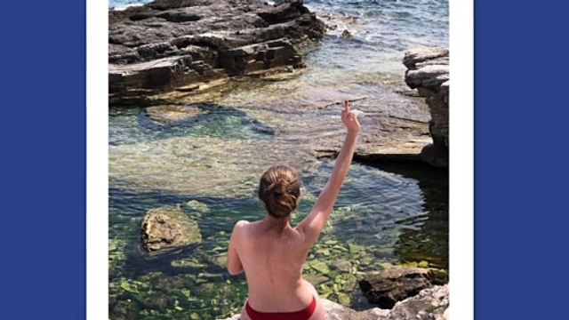 Candidate Européenne Topless_AH_FR