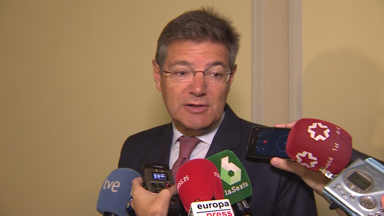 Catalá critica fórmula de acatamiento de Constitución de independentistas