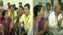 Election Results 2019: Strong Room के बाहर अंताक्षरी खेलते Congress BJP Workers | वनइंडिया हिंदी