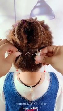 24 KOLAY ve yaz için hızlı saç modeli - Örgülü yüksek topuz saç modelleri