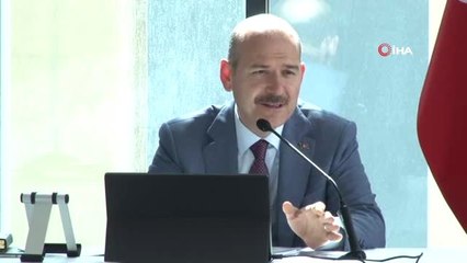 Bakan Soylu, Fatih'te Muhtarlarla Bir Araya Geldi