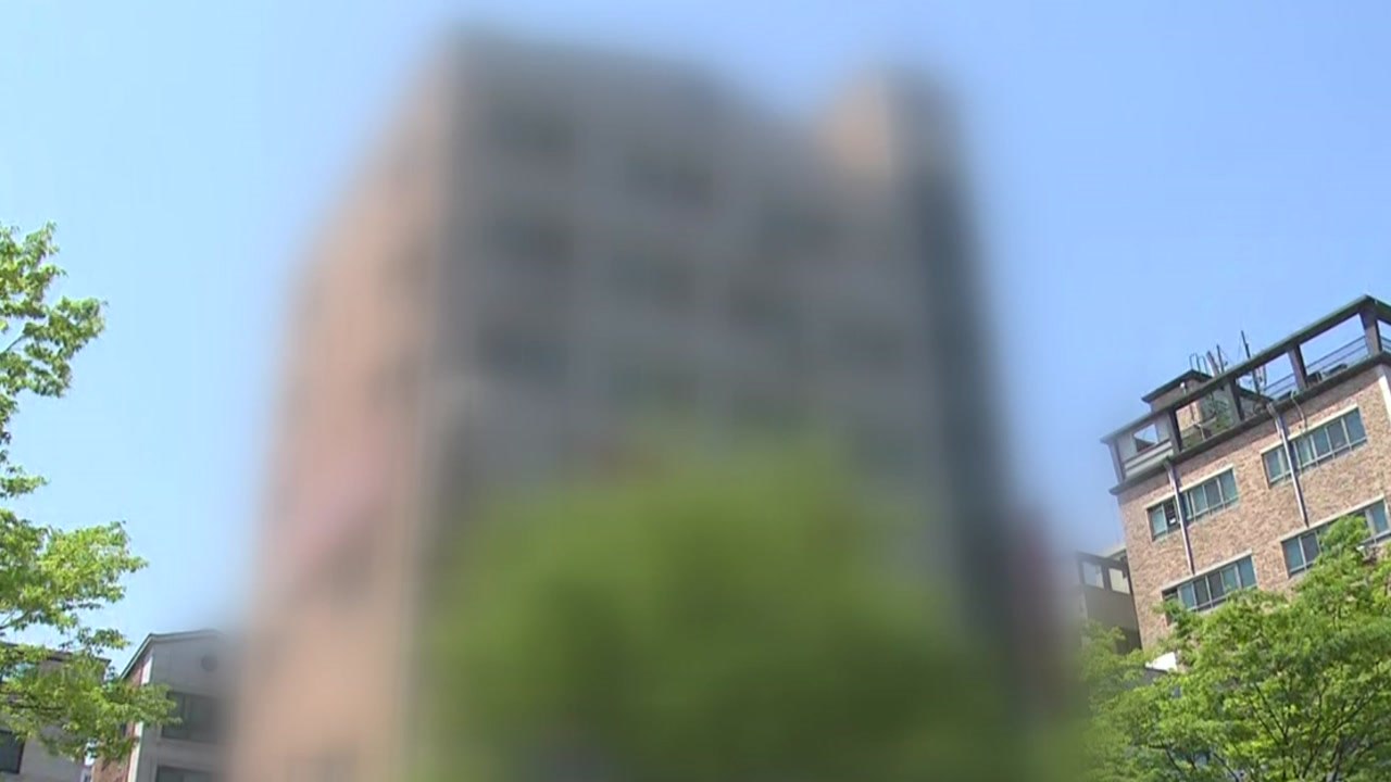 부친 폭행해 숨지게 한 20대 아들 긴급 체포 / YTN