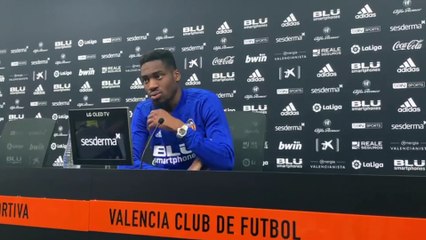 Las claves para ganar al Barcelona  según Kondogbia