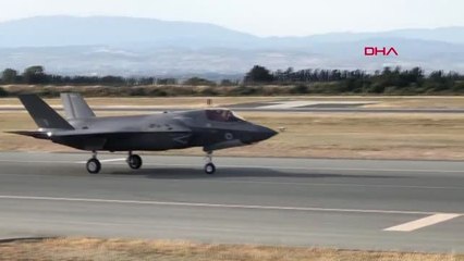 Tải video: Dha Dış - İngiltere Hava Kuvvetleri'ne Ait F-35 Savaş Uçakları Kıbrıs'a İndi