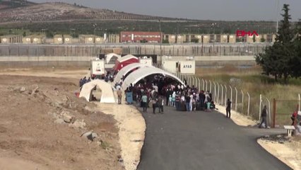 Kilis'te, Suriyelilerin Bayram Geçişleri Sürüyor