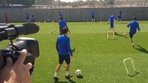 Entrenamiento del Valencia CF antes de ir hacia la final de Copa