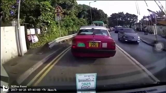 Quand tu fais n'importe quoi avec tes pieds