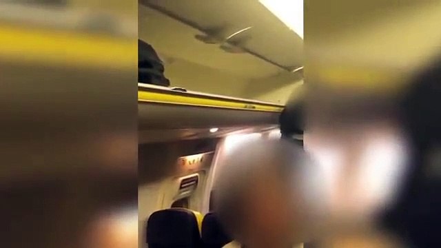 Sardo sbaglia aereo e si ritrova a Bari, l'ira del passeggero_