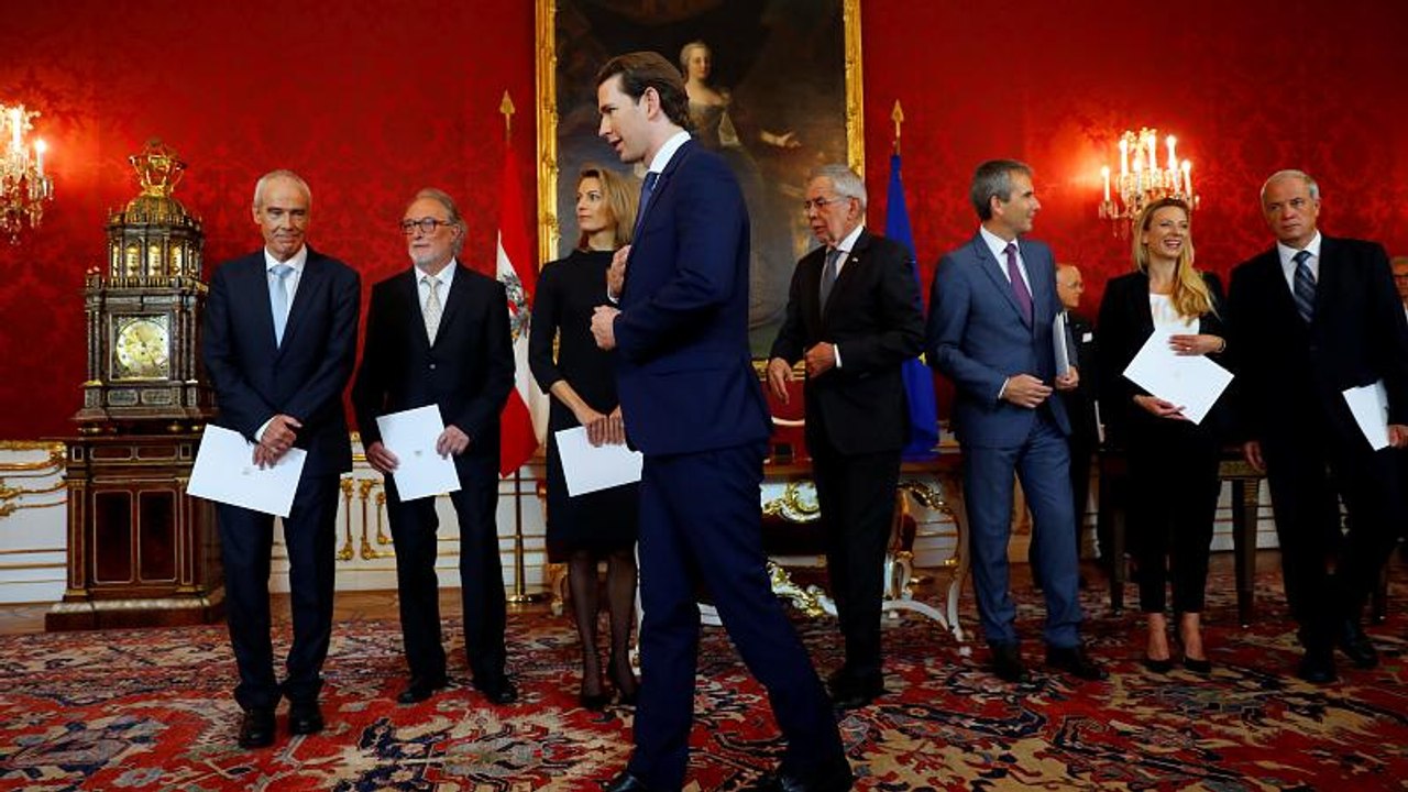 Kurs auf neuwahlen: Österreich hat 4 neue minister