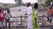 Congo : des tapis de plastique dans les rivières