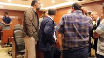 - Kırşehir Belediyesi'nde gergin meclis toplantısı