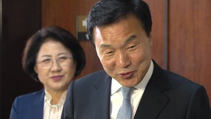 손학규, 당직 임명 철회 요구 거부...하태경 "나이 들면 정신 퇴락" / YTN