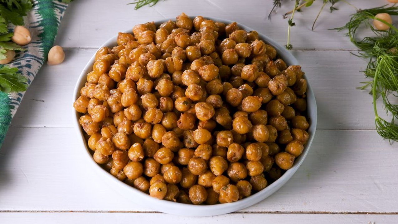 Cool Ranch Chickpeas Get Perfectly Crispy In the Oven!