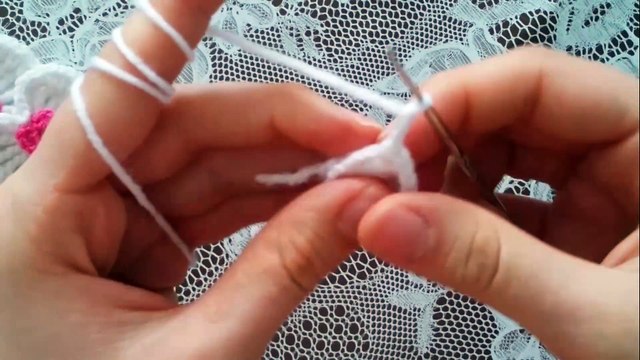 Çok kolay ve çok güzel örgü fiyonk yapımı