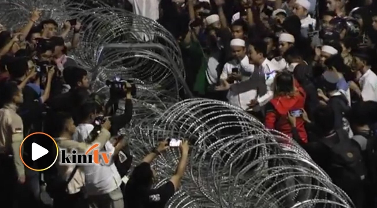 Rakyat M'sia diminta jauhi kawasan protes di Jakarta