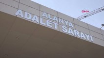 Antalya Alanya'daki 3 Kuyumcudan 1 Milyonluk Soygunun Güvenlik Kamerası Görüntüleri-2