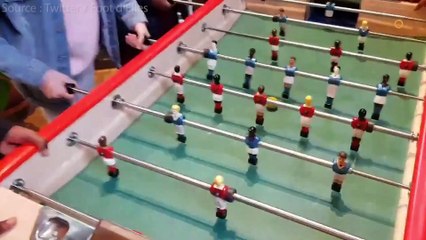 Voici le premier baby-foot féminin !