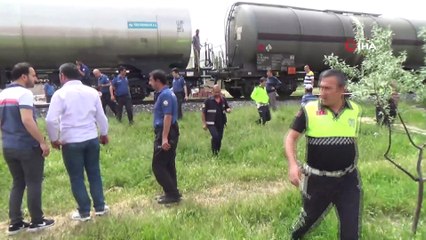 Trenin çarptığı kadın hayatını kaybetti