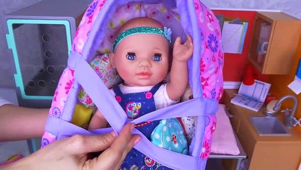 Doll Doctor Check Up Toys Play in Doll Hospital!