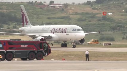 Qatar Airways'in İlk Uçağı İzmir'e İniş Yaptı
