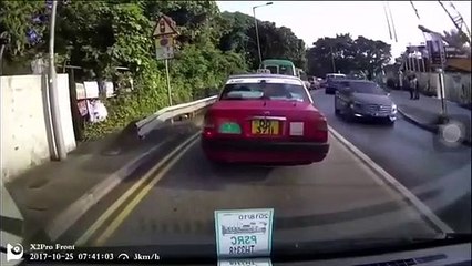 Quando ser desajeitado pode custar a vida a uma pessoa... WTF!