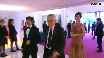 L'entrée ovationnée de Marco Bellochio et toute l'équipe du Traître - Cannes 2019