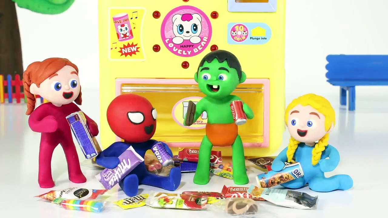 LADYBUG IS STUCK IN THE SAND ❤ PLAY DOH CARTOONS FOR KIDS