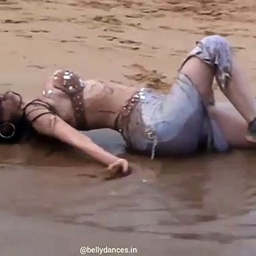 dance sweet girl - brilliant belly dancer!