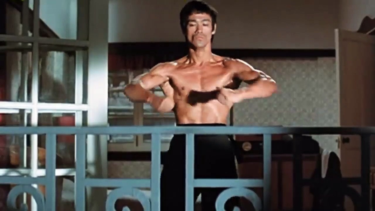 ESSE FOI BRUCE LEE - Veja alguns momentos incriveis do genio