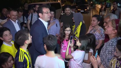 İmamoğlu, iftarını Kılıçalp ailesinin evinde açtı (2) - İSTANBUL