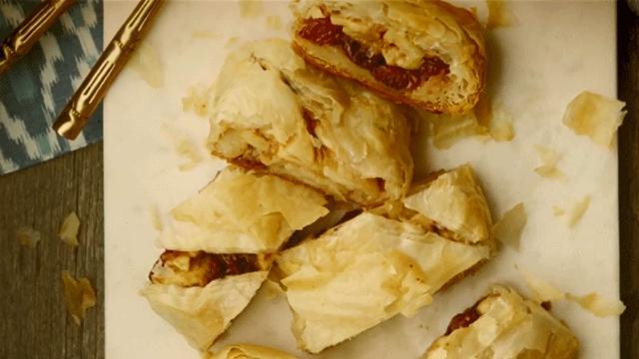 How to Make Apple Strudel