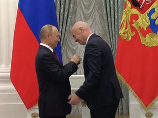 Download Video: Infantino honoured with state medal by Russian president Putin