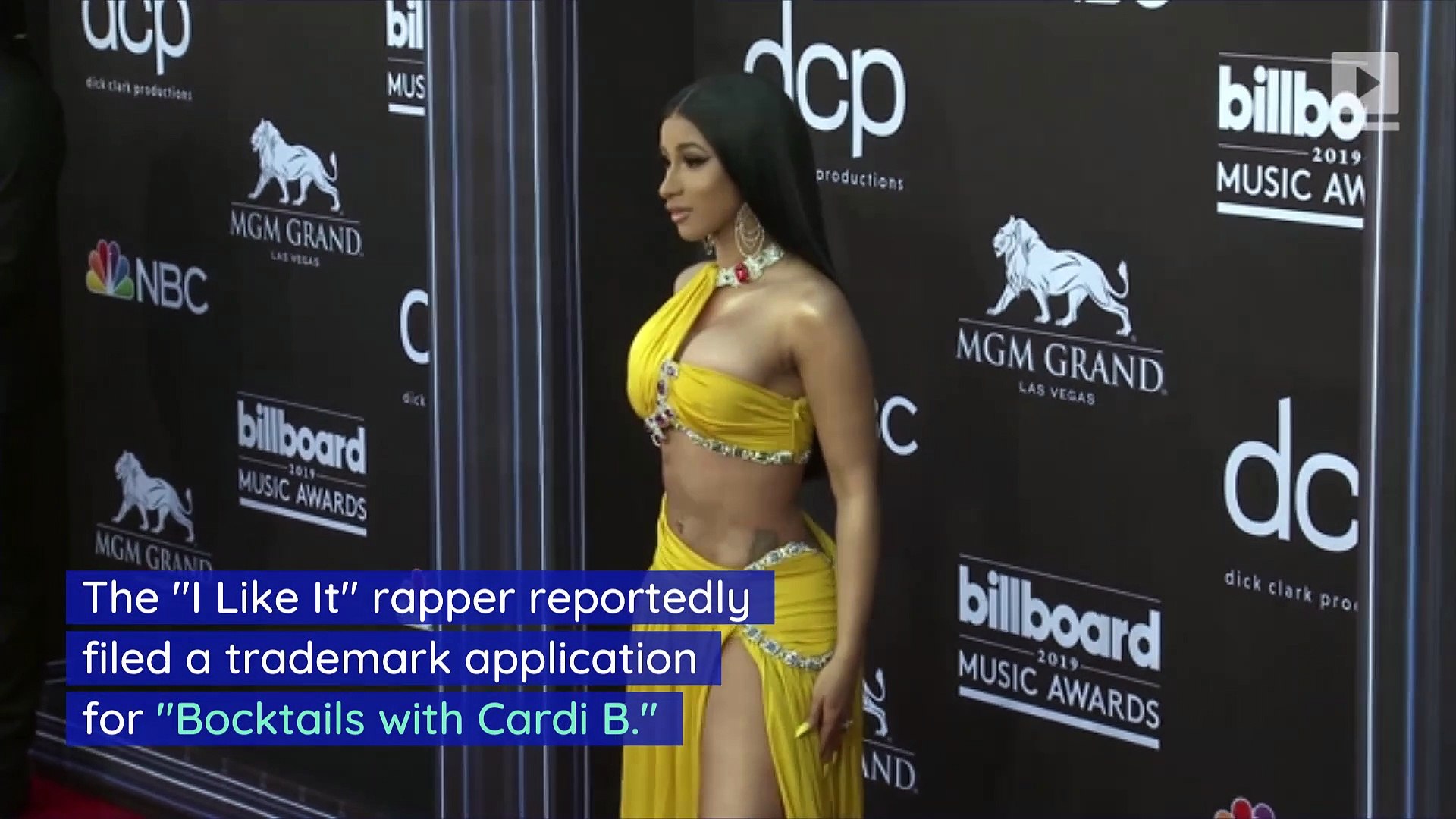 ⁣Cardi B Wants Her Own Chat Show