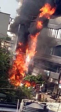 Surat Fire 19 Dead In Fire At Coaching Centre Live Video 2