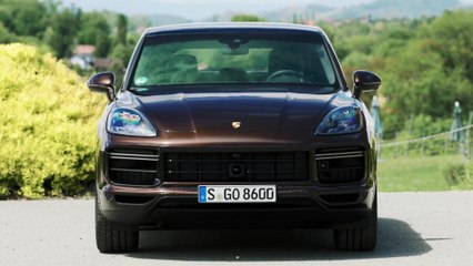 Porsche Cayenne Turbo Coupé Design in Mahagonimetallic