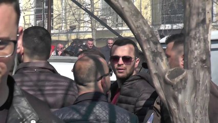 TË MËRKURËN, OPOZITA NË PROTESTË  NJË TJETËR KANDIDAT I PD PRANON MANDATIN