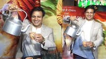 Vivek Oberoi serves tea at PM Narendra Modi Premier: Check Out Here | FilmiBeat