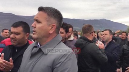 Bllokuan rrugën për t'i bërë 'pritë' Ramës, në hetim kryebashkiaku i Kukësit dhe 12 të tjerë